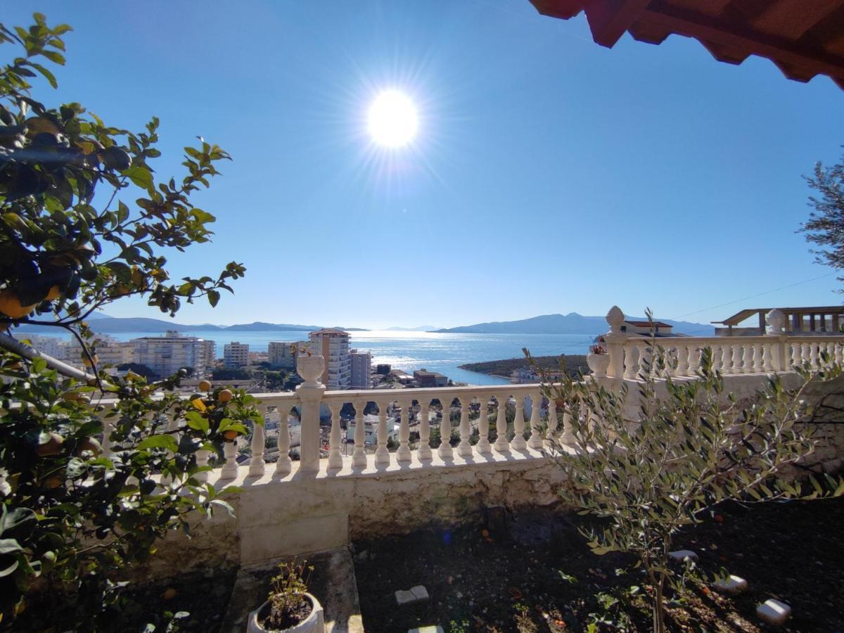 Aris Apartment Sarandë Exterior foto